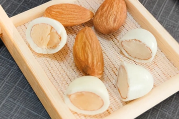 酸奶巴旦木的功效與作用、禁忌和食用方法