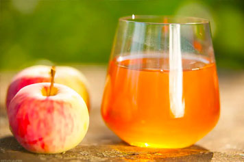 鮮榨蘋果汁的功效與作用、禁忌和食用方法