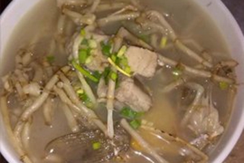 魚腥草根煲瘦肉的功效與作用、禁忌和食用方法