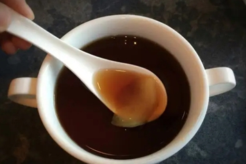 可樂紅糖水的功效與作用、禁忌和食用方法
