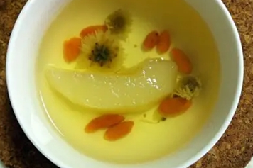 梨菊花枸杞煮水的功效與作用、禁忌和食用方法
