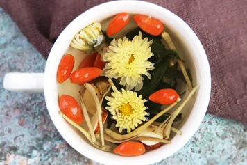 菊花枸杞蒲公英茶的功效與作用、禁忌和食用方法