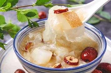 蜂蜜燉梨的功效與作用、禁忌和食用方法