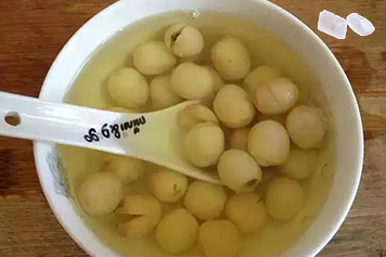 冰糖蓮子湯的功效與作用、禁忌和食用方法