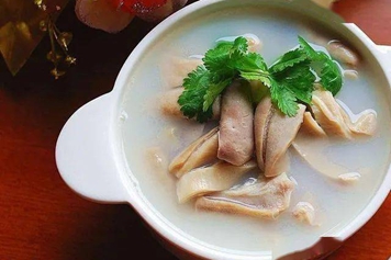 豬肚燉砂仁的功效與作用、禁忌和食用方法