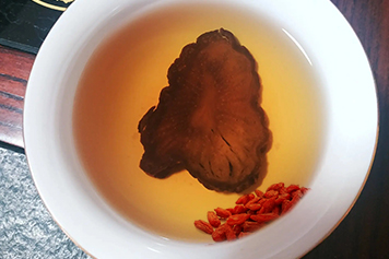肉蓯蓉與枸杞子泡水喝的功效與作用、禁忌和食用方法