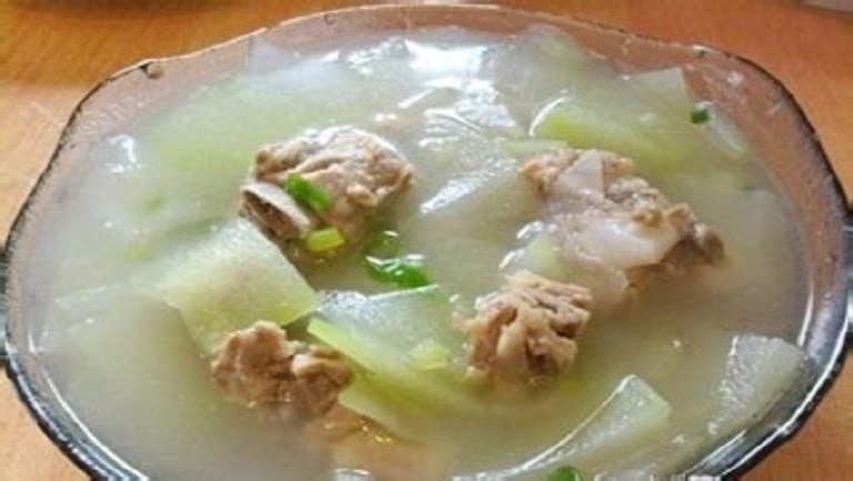 冬瓜排骨湯的功效與作用、禁忌和食用方法