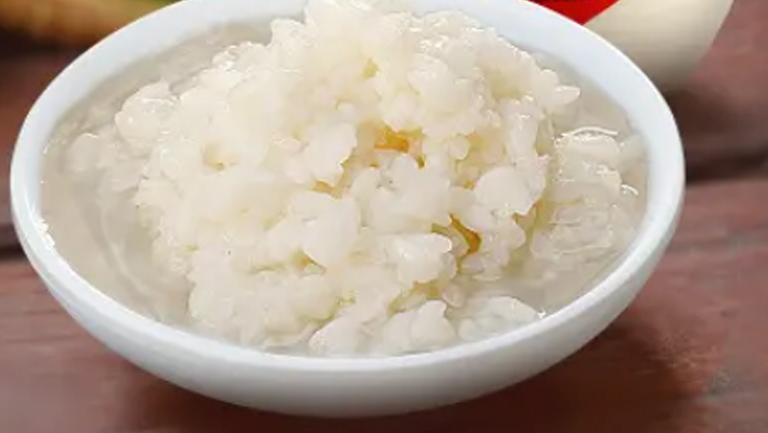 甜白酒的功效與作用、禁忌和食用方法